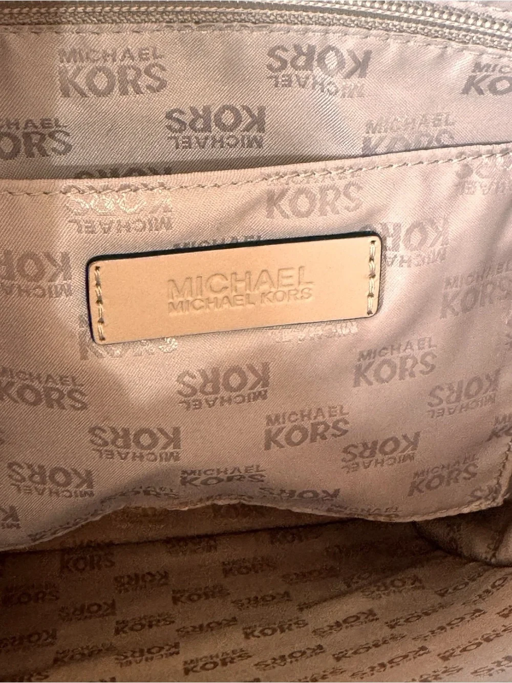 Michael Kors Jet Set Metallic Rose Gold Monogram Large Tote Bag. NWOT. MSRP $498